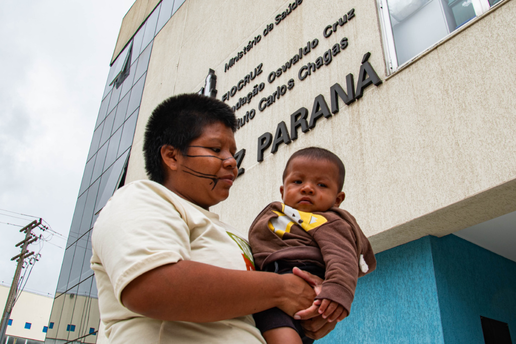 Visita de comunidade da Escola Indígena Guavirá Poty integra o Abril Indígena e promove troca de conhecimentos, cultura e experiências entre pesquisadores e povos originários no Paraná.
